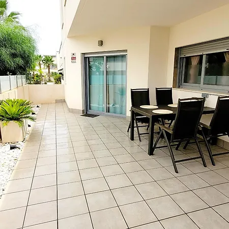 Modern Luxury With Pool & Terrace Pmt01