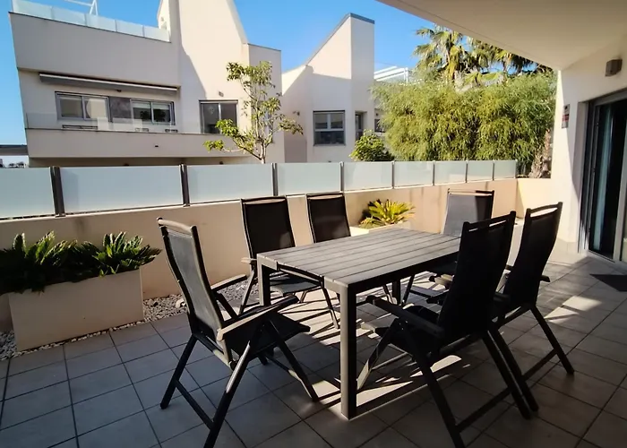 Modern-luxury-beach-pool-torrevieja-pmt01 Apartment *