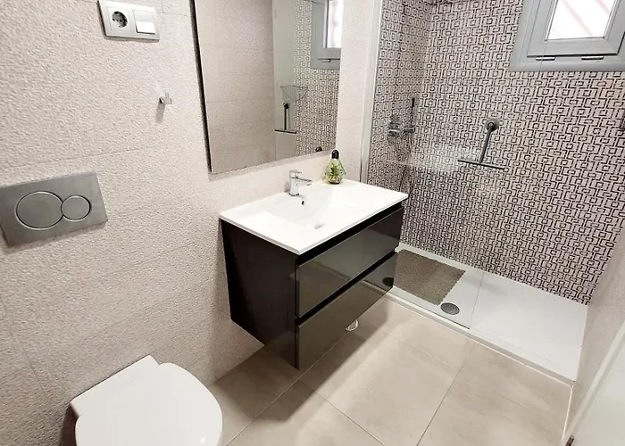 Modern-luxury-beach-pool-torrevieja-pmt01